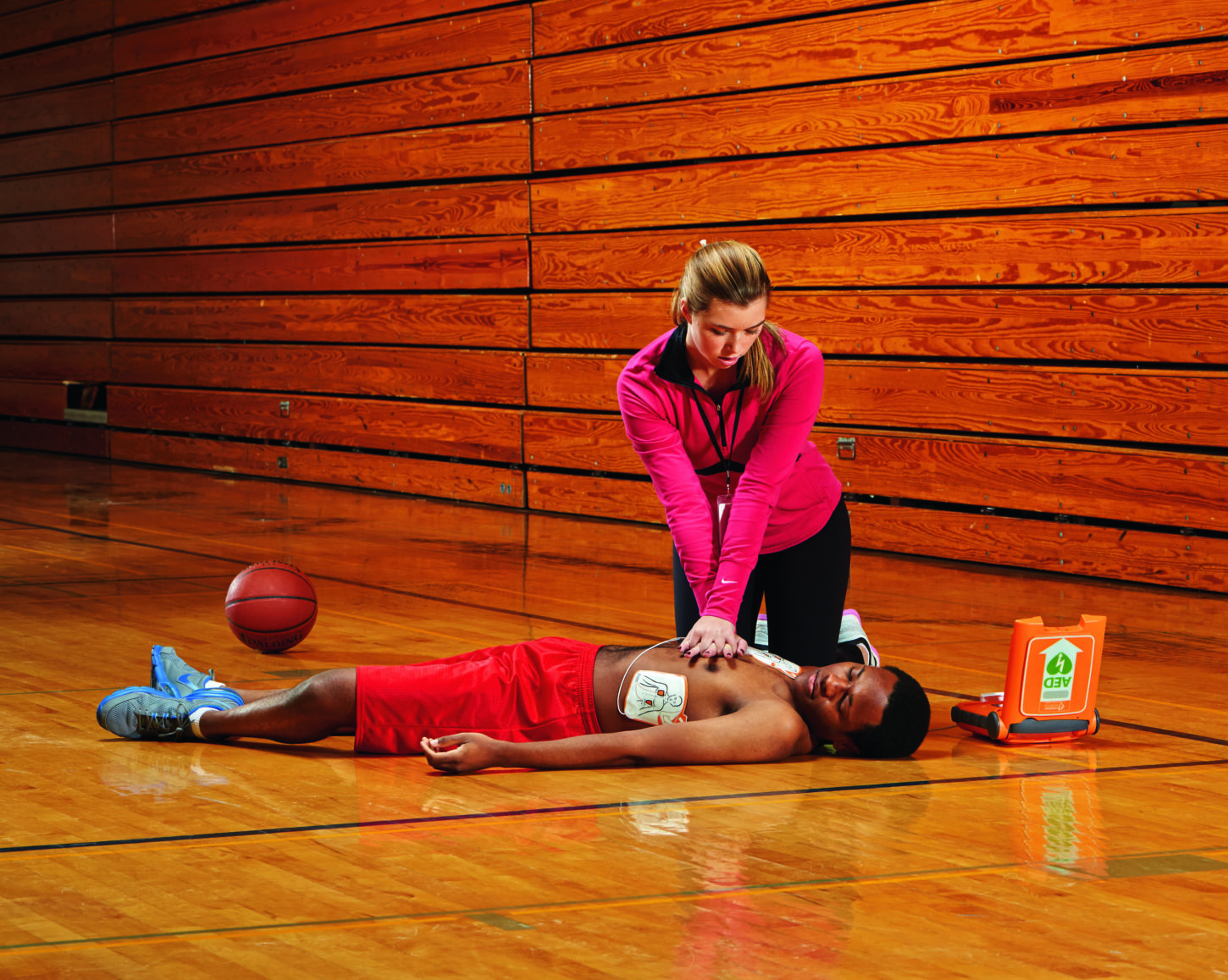 Powerheart_G5_School-Basketball-CPR